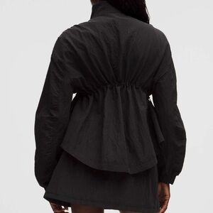 Lululemon Crinkle Nylon Cinchable Jacket Black